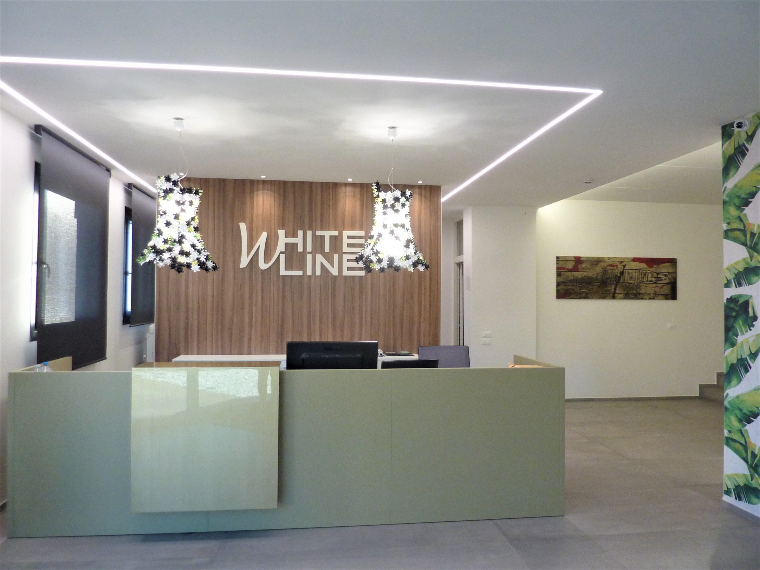 White Line — arredo ufficio Karma